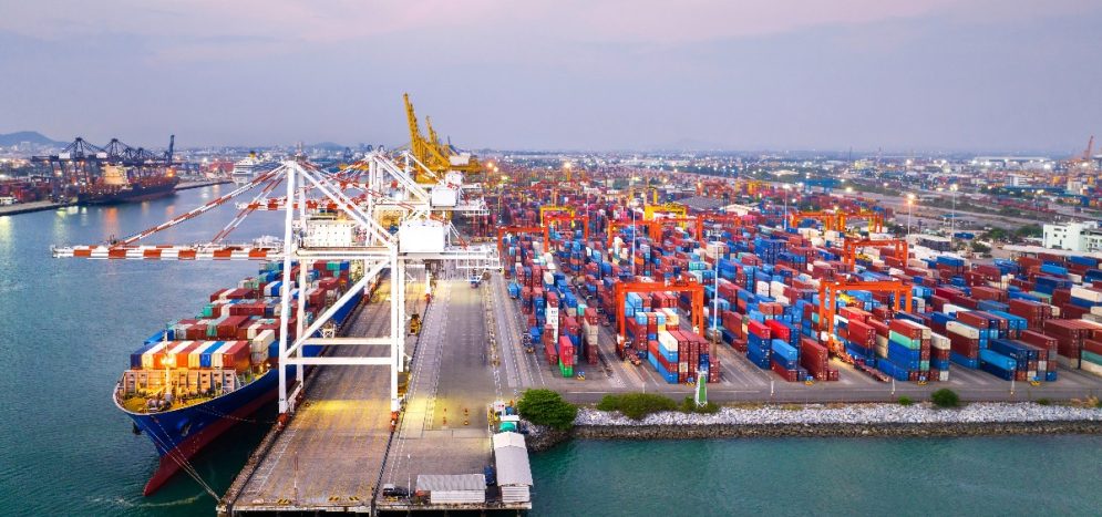 shipyard-cargo-container-sea-port-freight-forwardi-2026-03-16-02-33-45-utc_20260506164249_lg.jpg